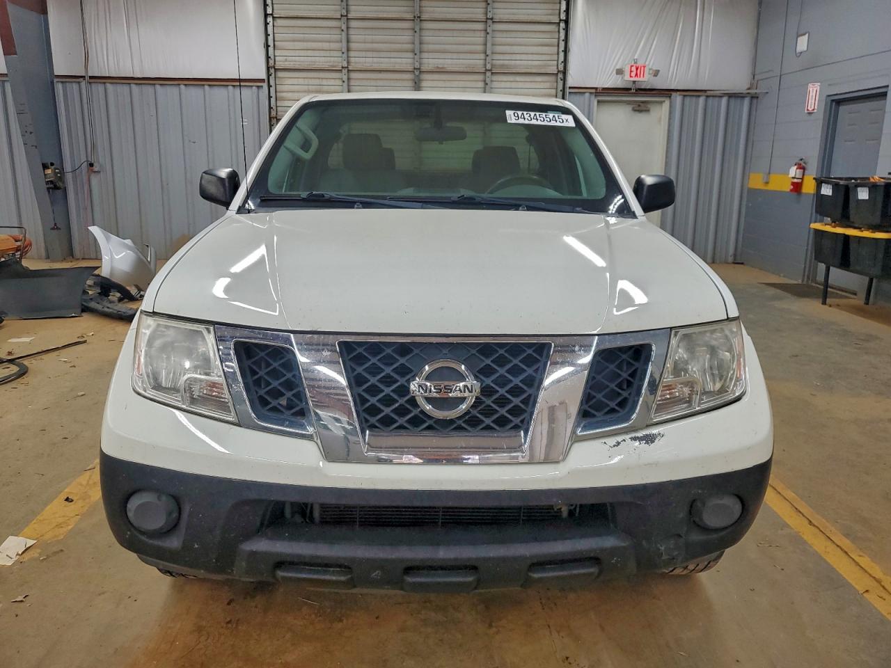 NISSAN FRONTIER S