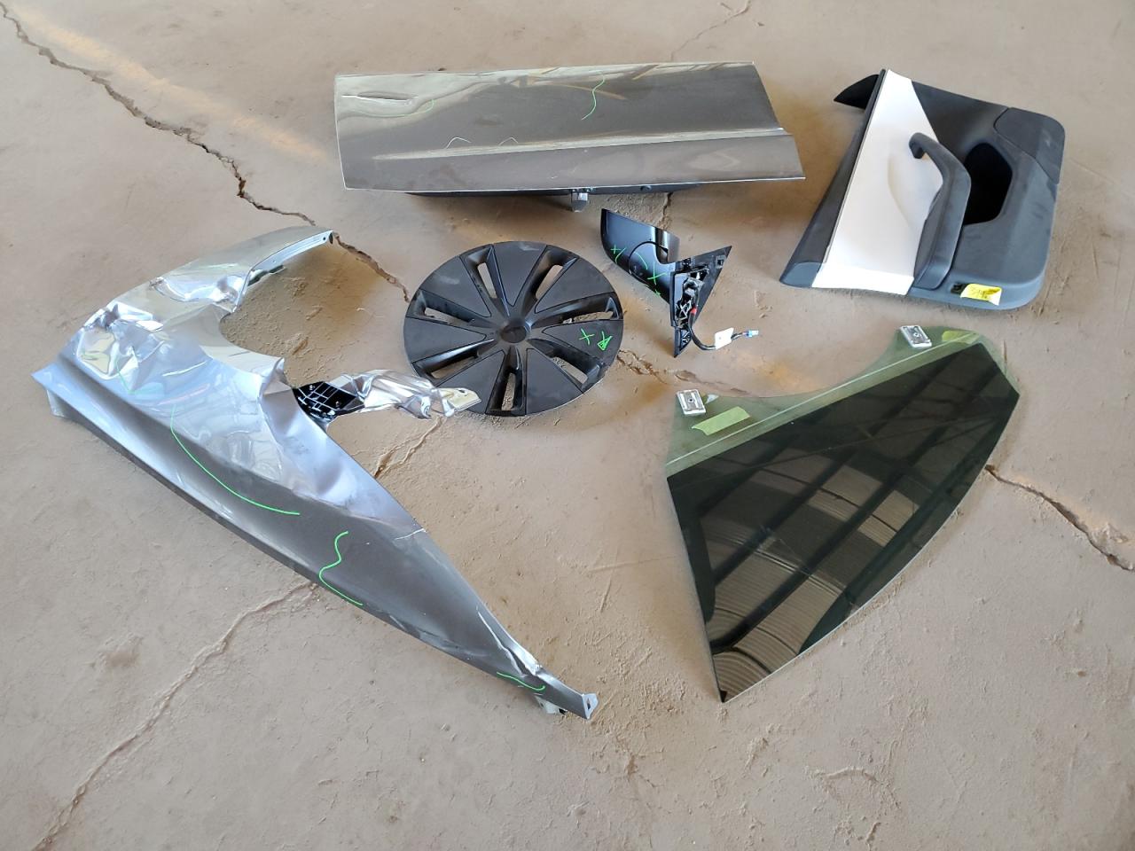 Lot #3309684834 2025 TESLA MODEL 3