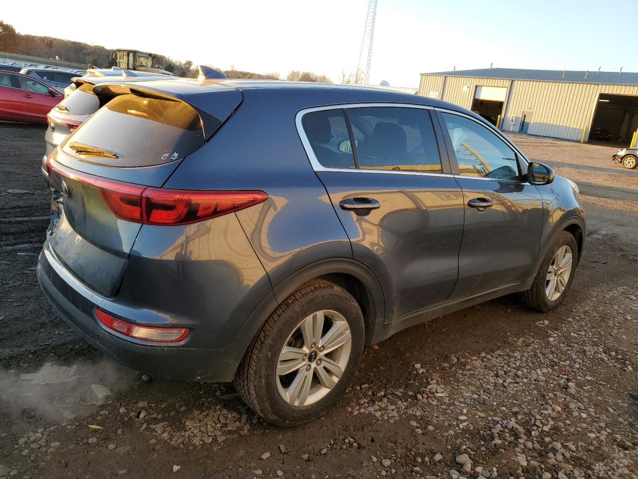 KIA SPORTAGE LX