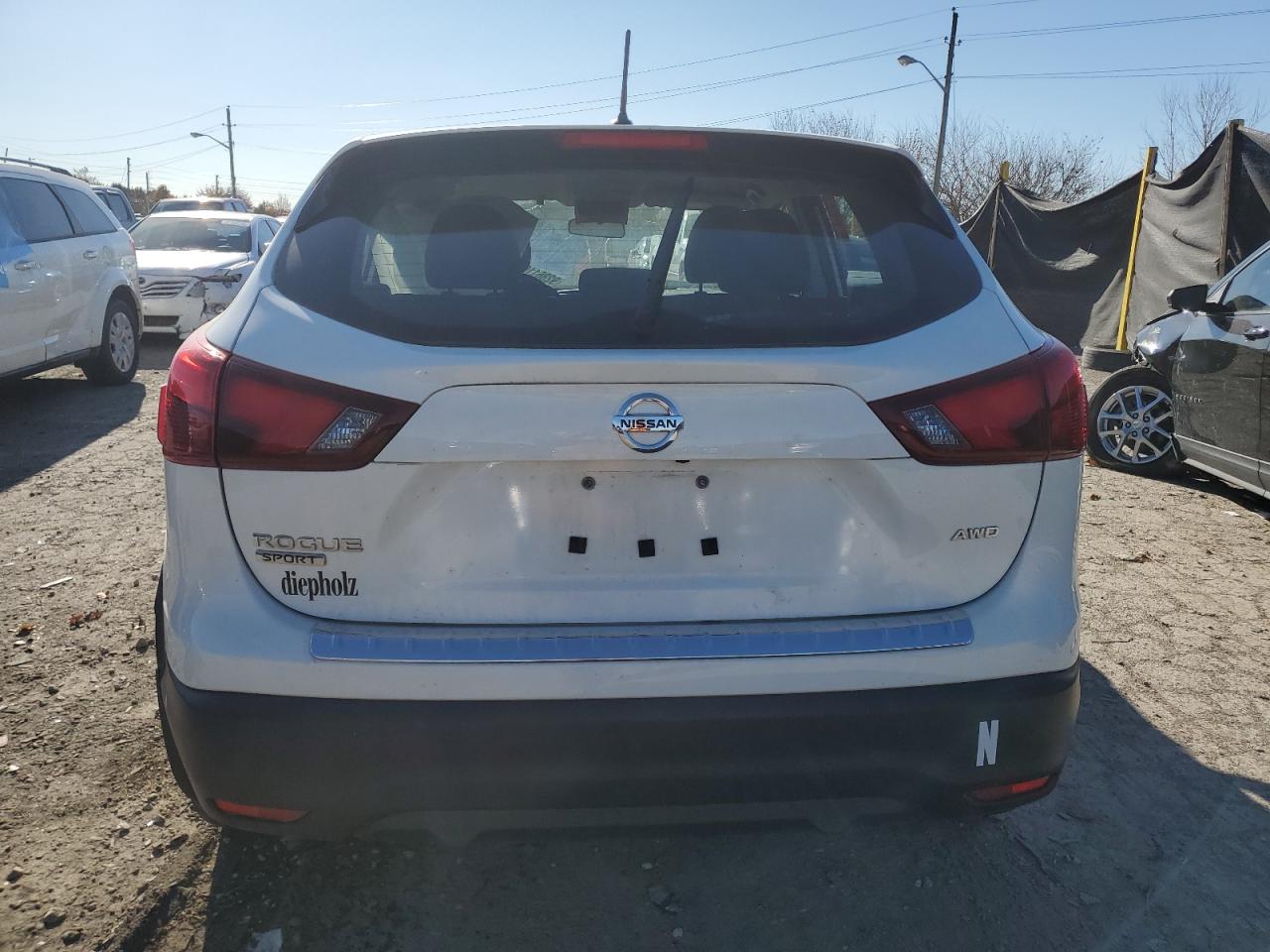 NISSAN ROGUE SPORT S