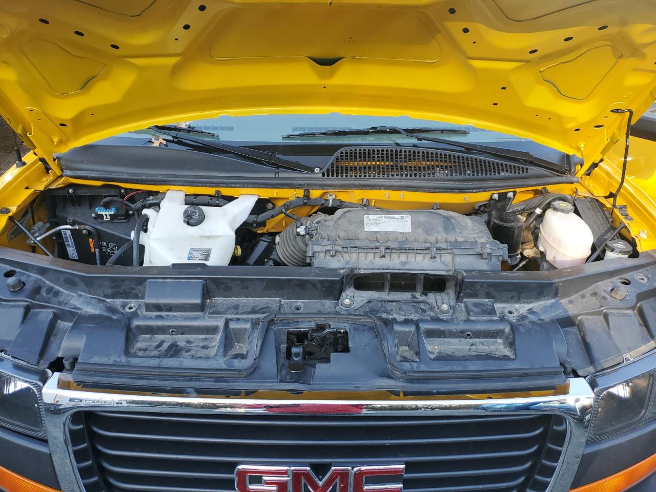 GMC SAVANA CUTAWAY G3500