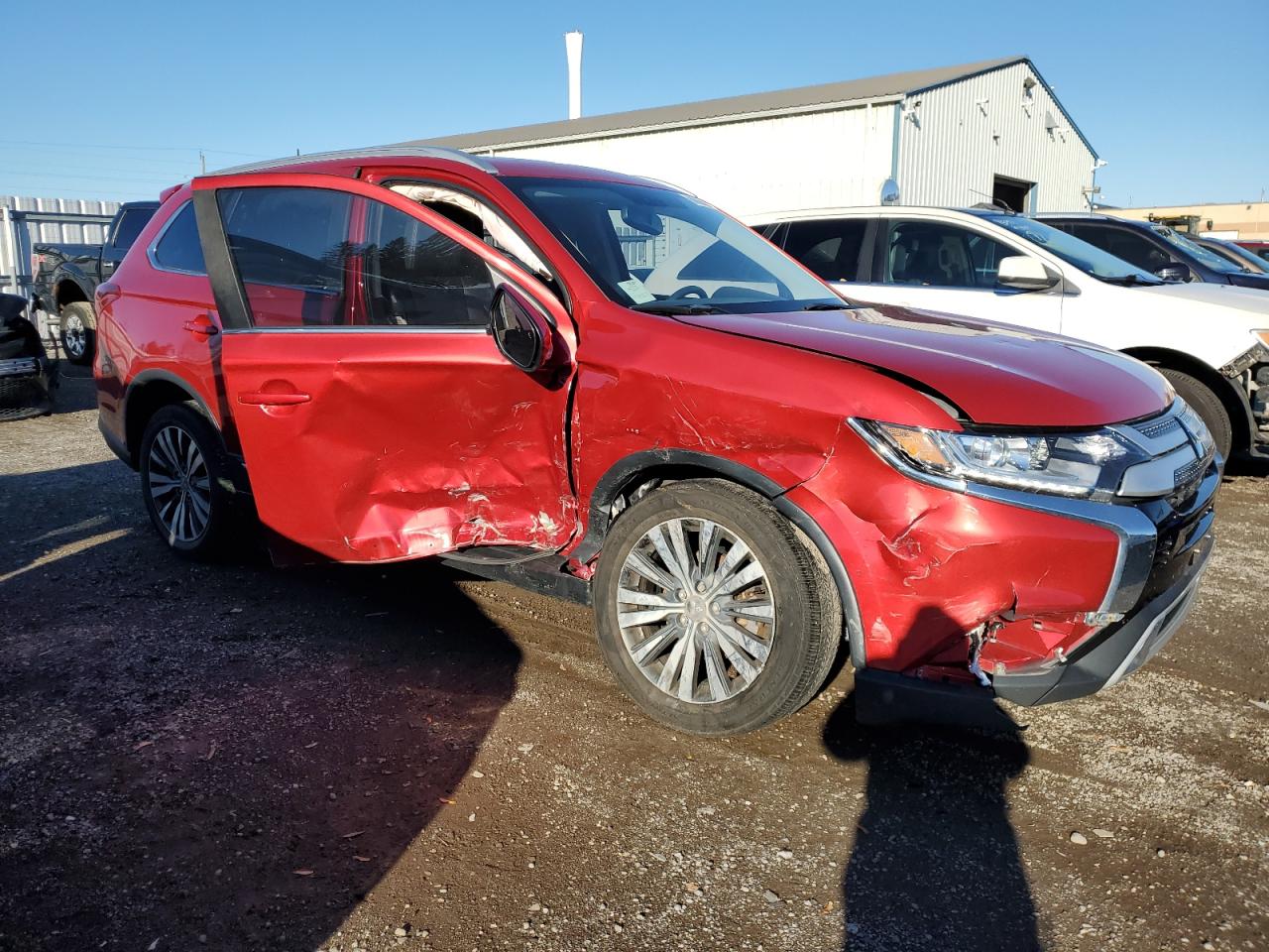 MITSUBISHI OUTLANDER ES