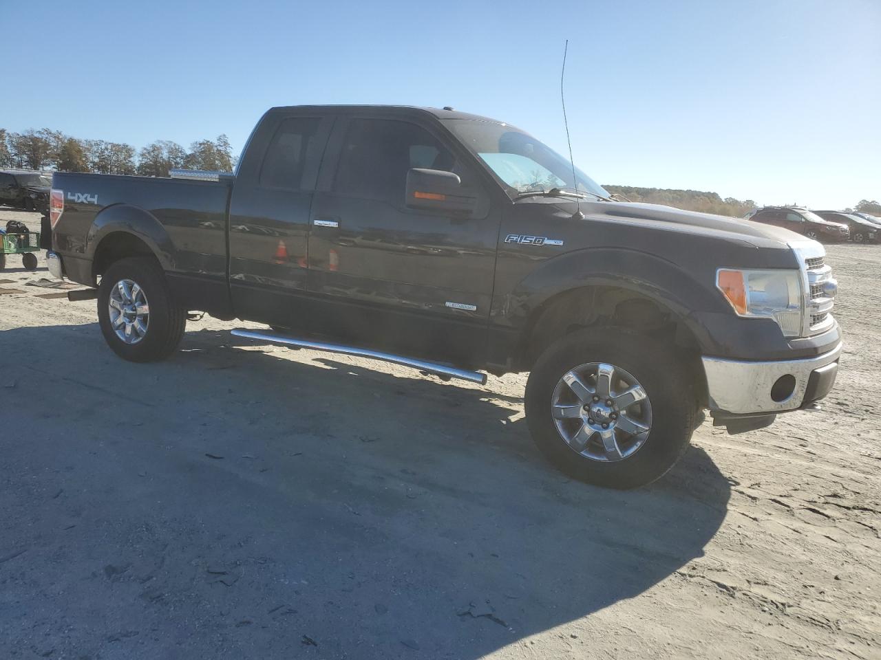 FORD F-150 SUPER CAB