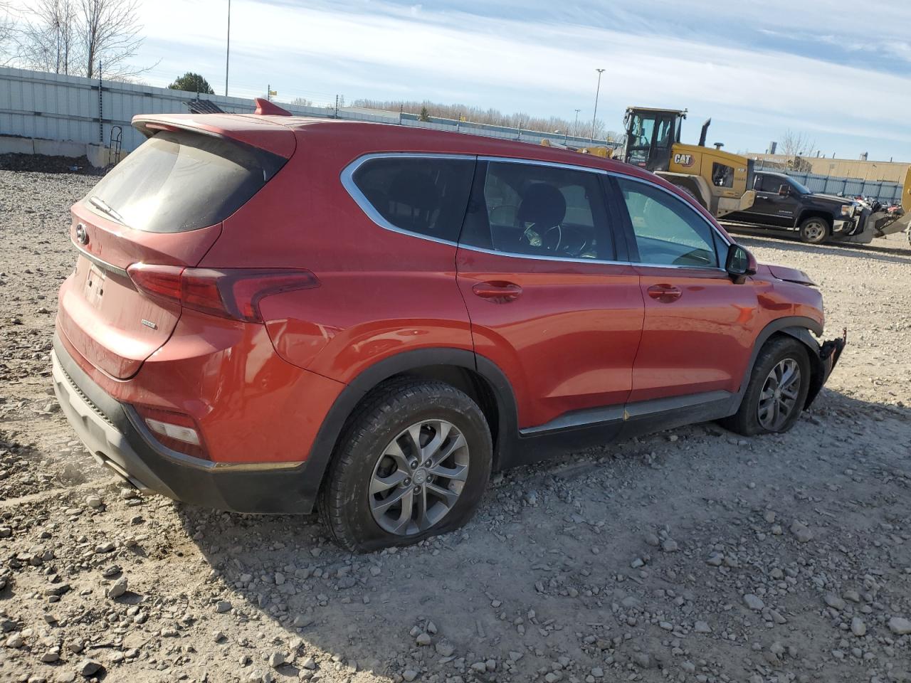 Lot #3301844379 2019 HYUNDAI SANTA FE S