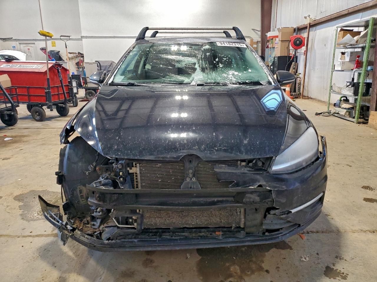 VOLKSWAGEN GOLF TRENDLINE