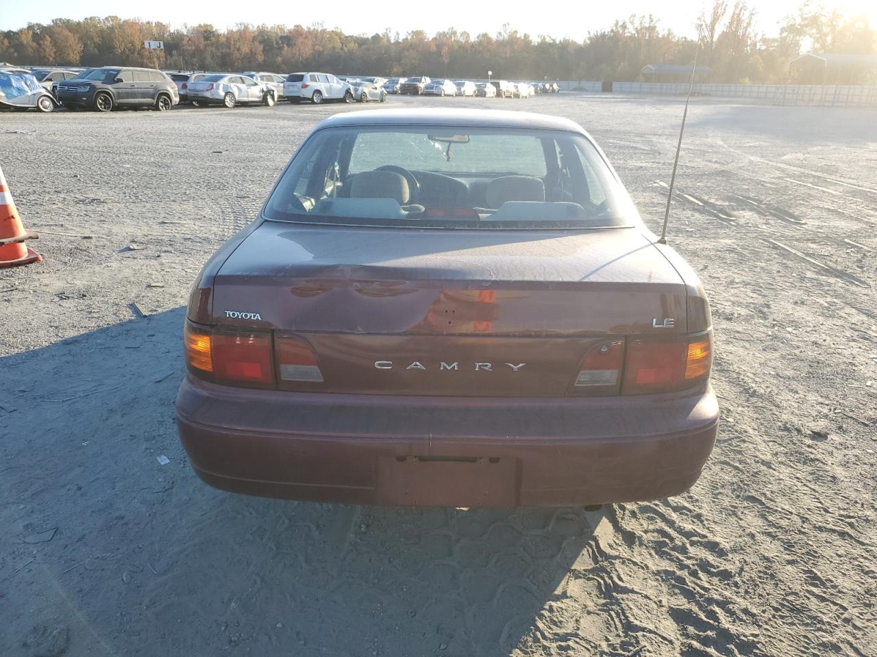 Lot #3284028801 1996 TOYOTA CAMRY DX