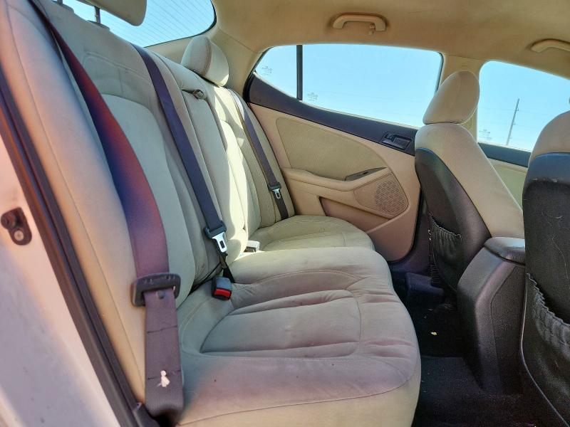 2011 KIA OPTIMA LX - KNAGM4A76B5177905