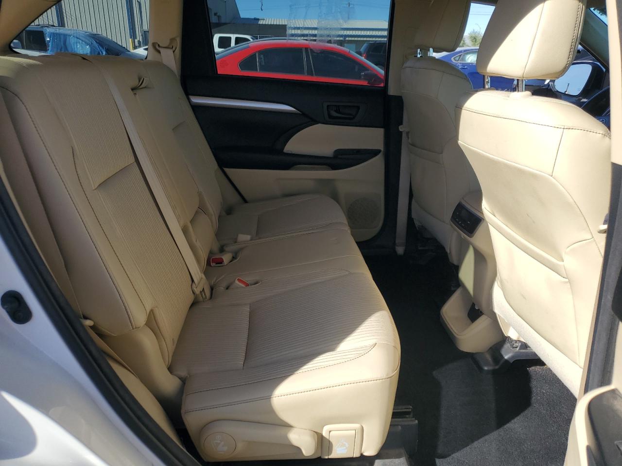 TOYOTA HIGHLANDER LE