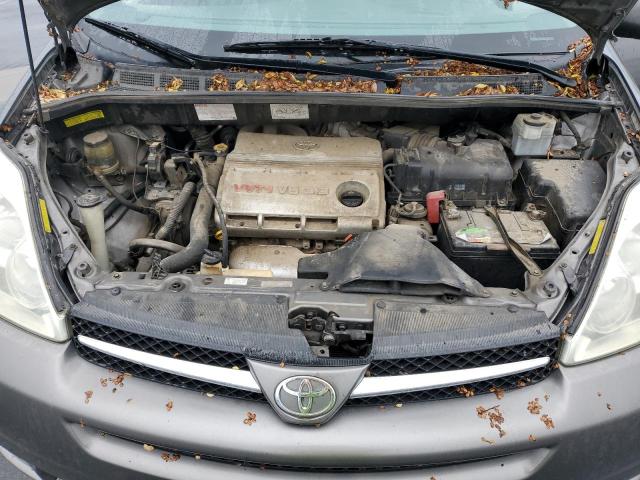 2005 TOYOTA SIENNA XLE #3302777905