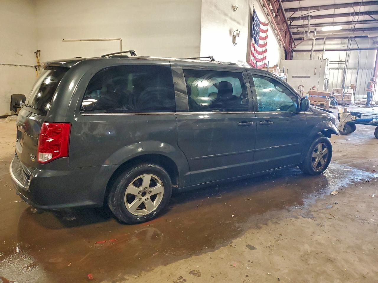 DODGE GRAND CARAVAN CREW