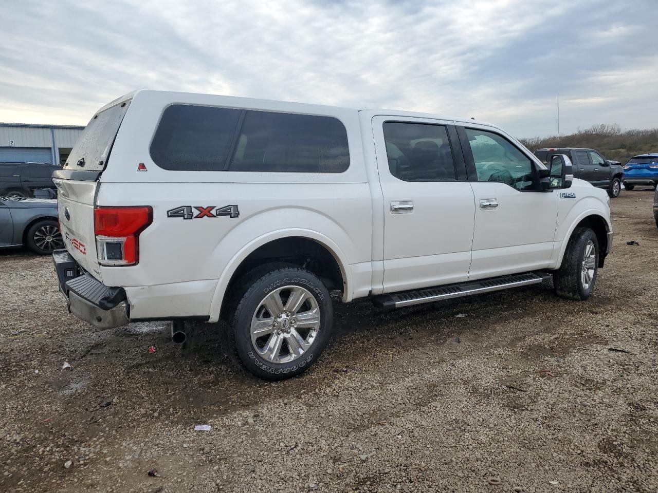 FORD F-150 SUPERCREW