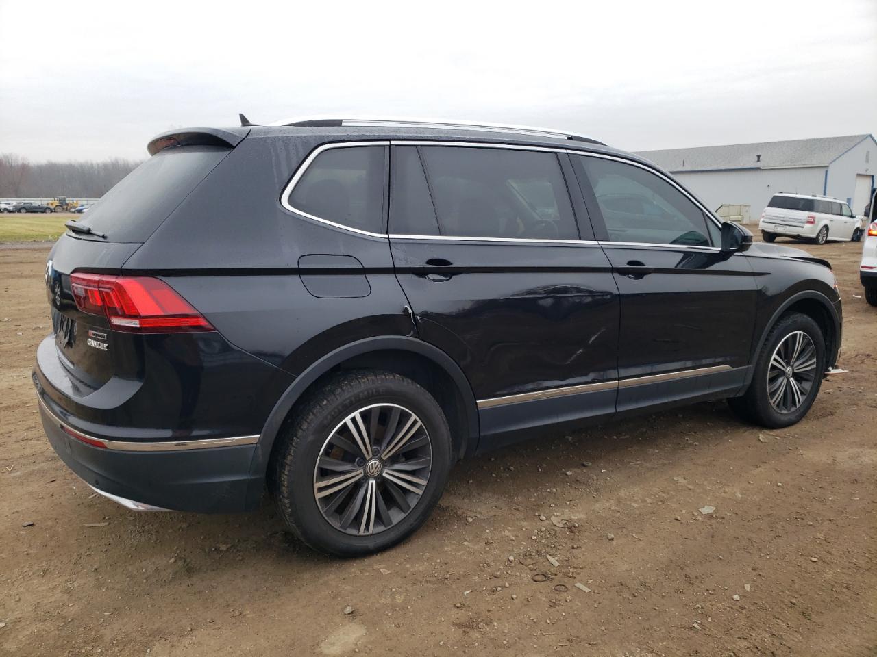 VOLKSWAGEN TIGUAN SE