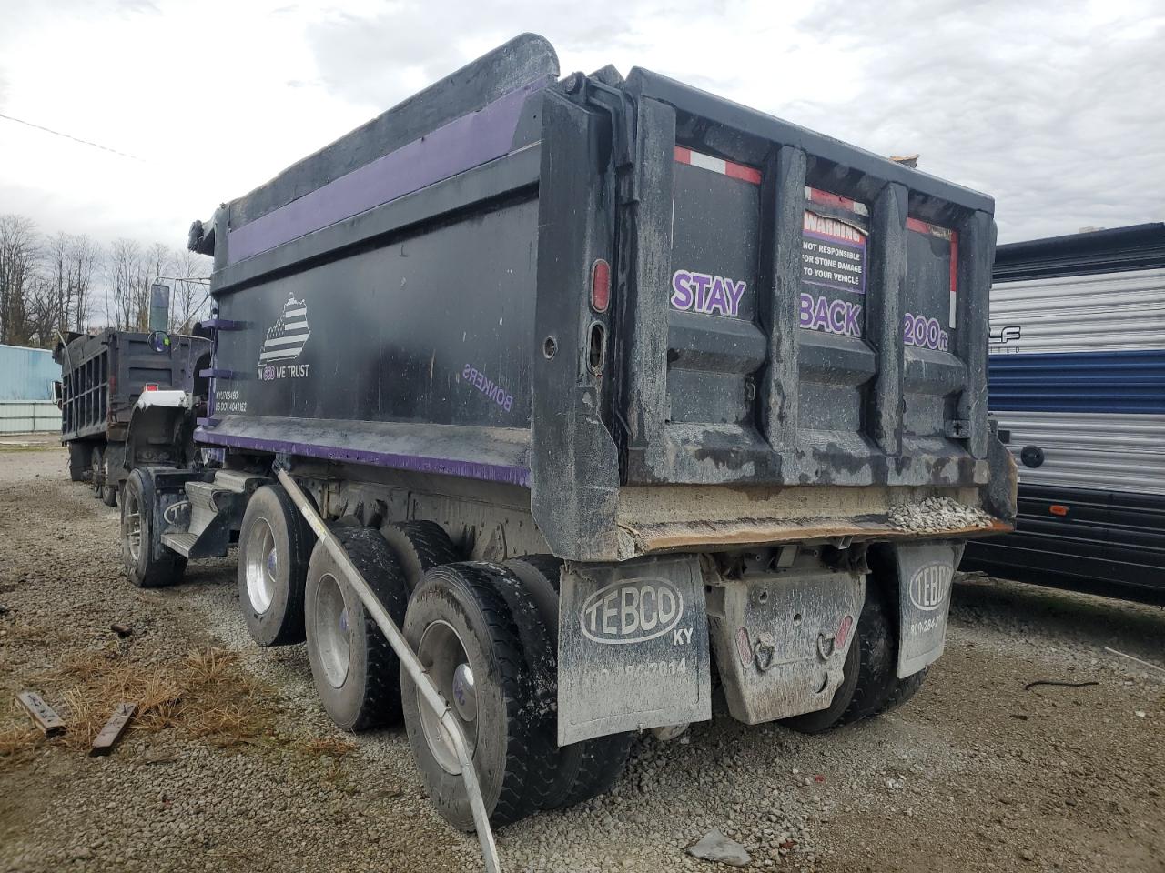 Lot #3302859938 1999 KENWORTH T800