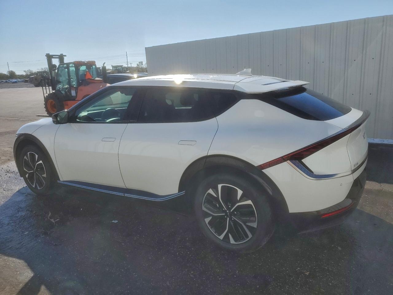 KIA EV6 LIGHT