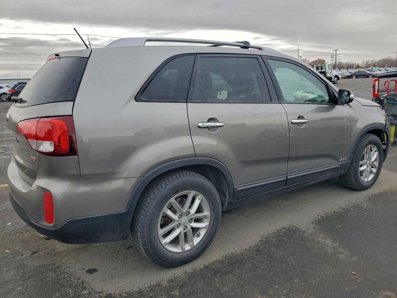 Lot #3311663219 2014 KIA SORENTO LX