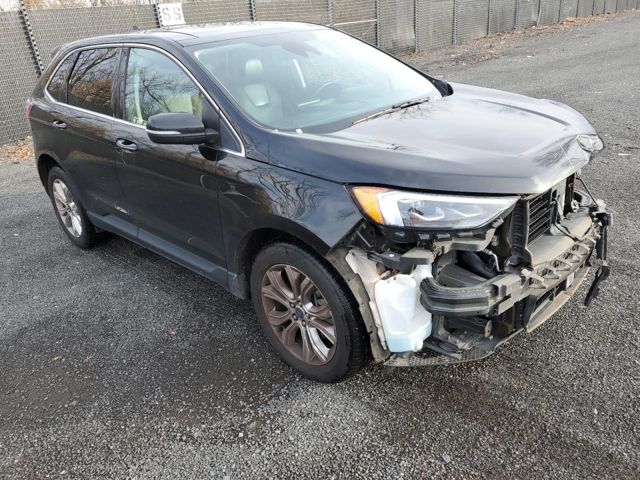 FORD EDGE TITANIUM