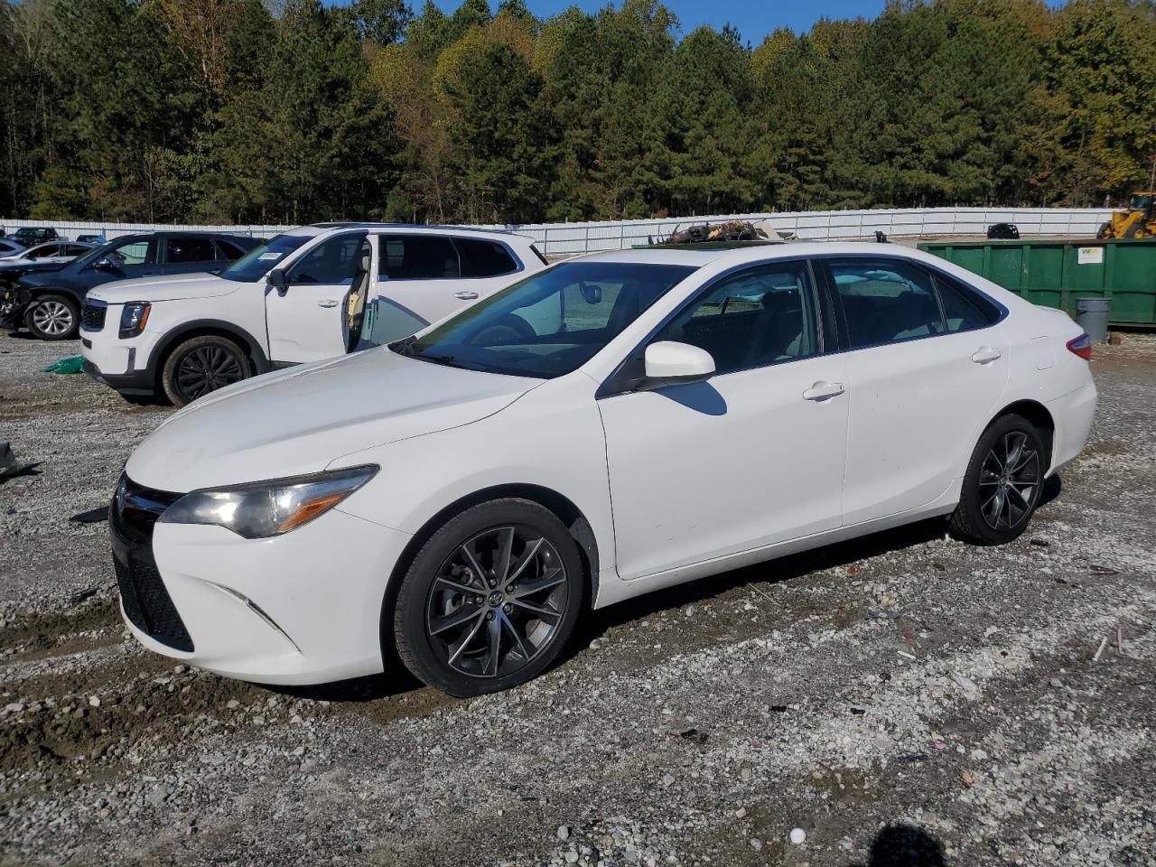 TOYOTA CAMRY LE