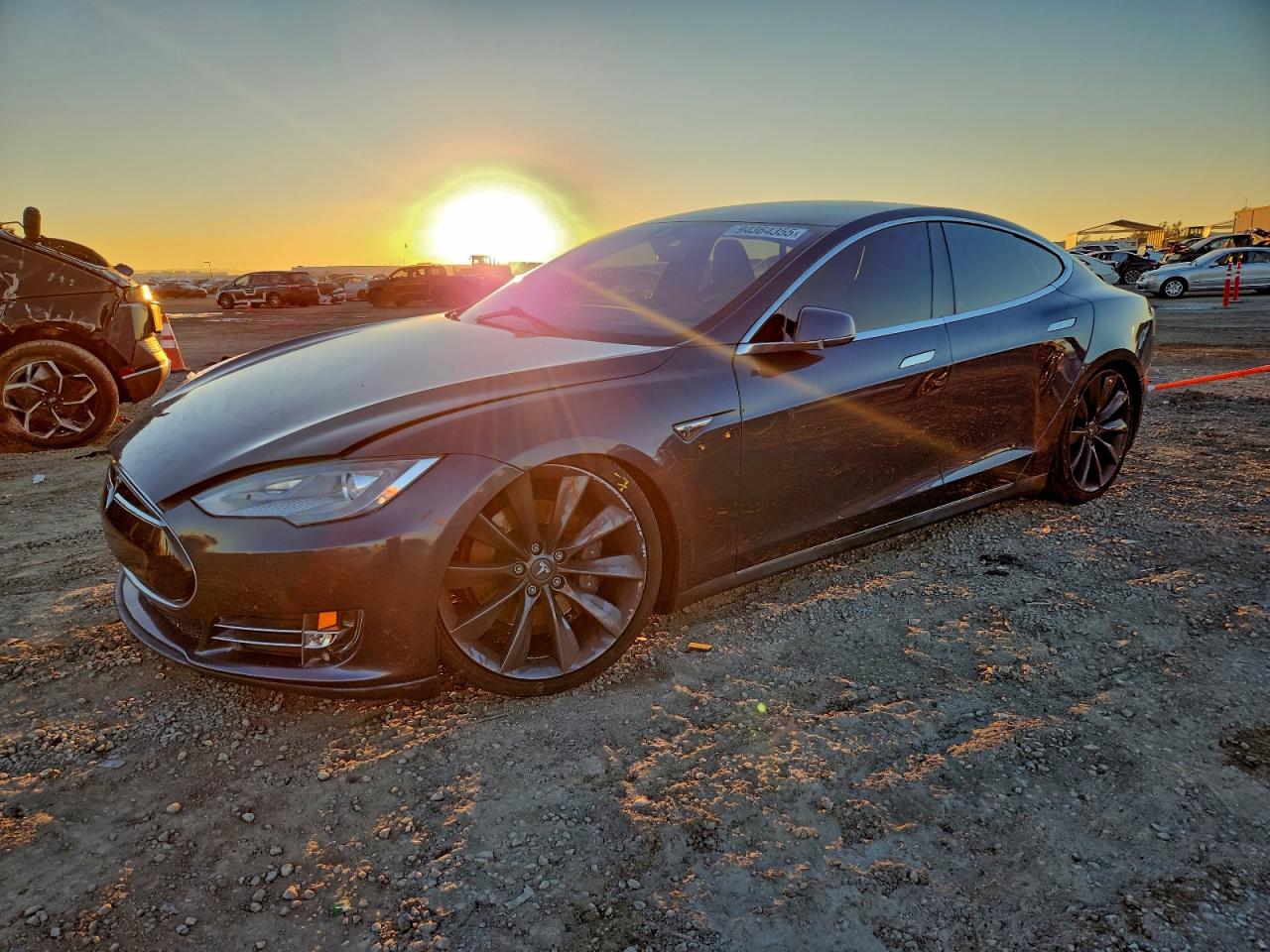 TESLA MODEL S