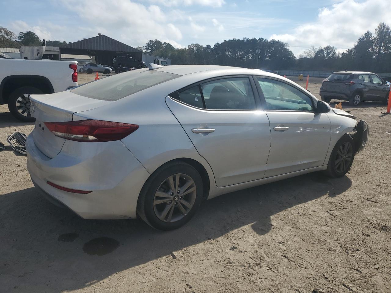 Lot #3302811929 2018 HYUNDAI ELANTRA SE