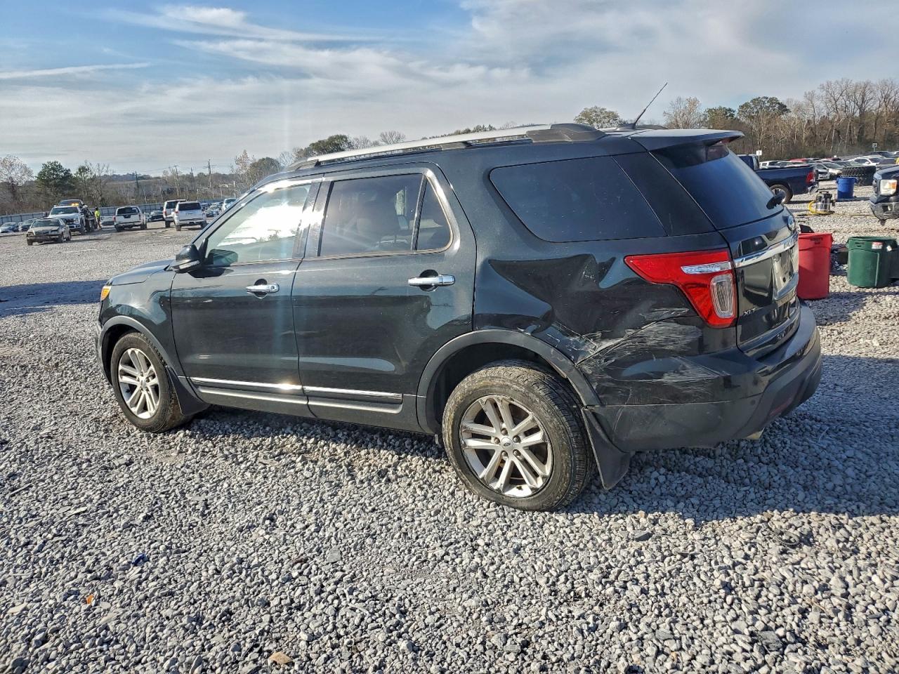 FORD EXPLORER XLT