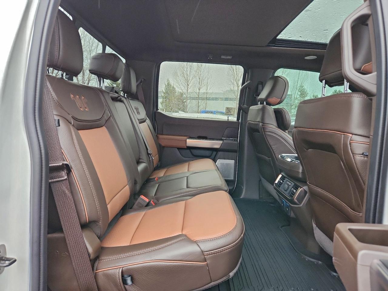 FORD F-150 KING RANCH