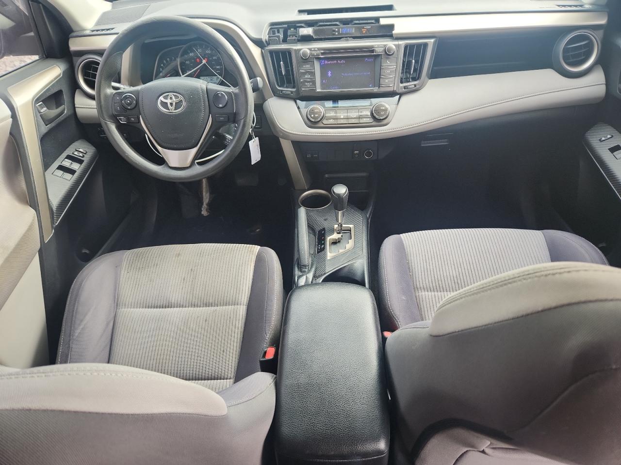 TOYOTA RAV4 XLE