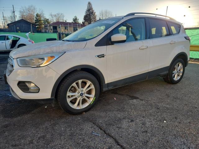 Global Auto Auctions: 2018 FORD ESCAPE SE