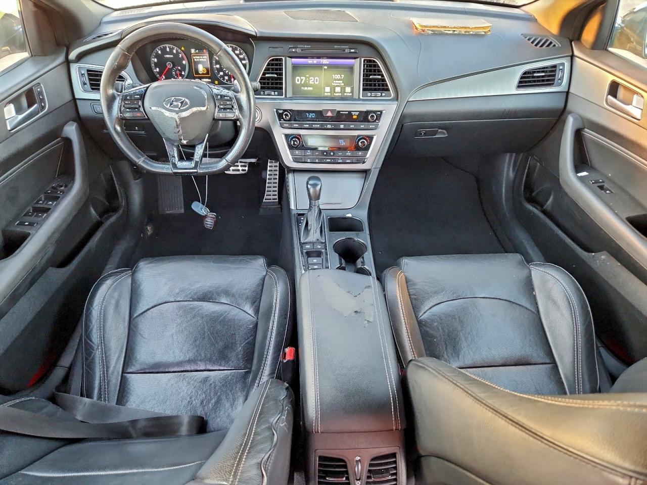 HYUNDAI SONATA SPORT