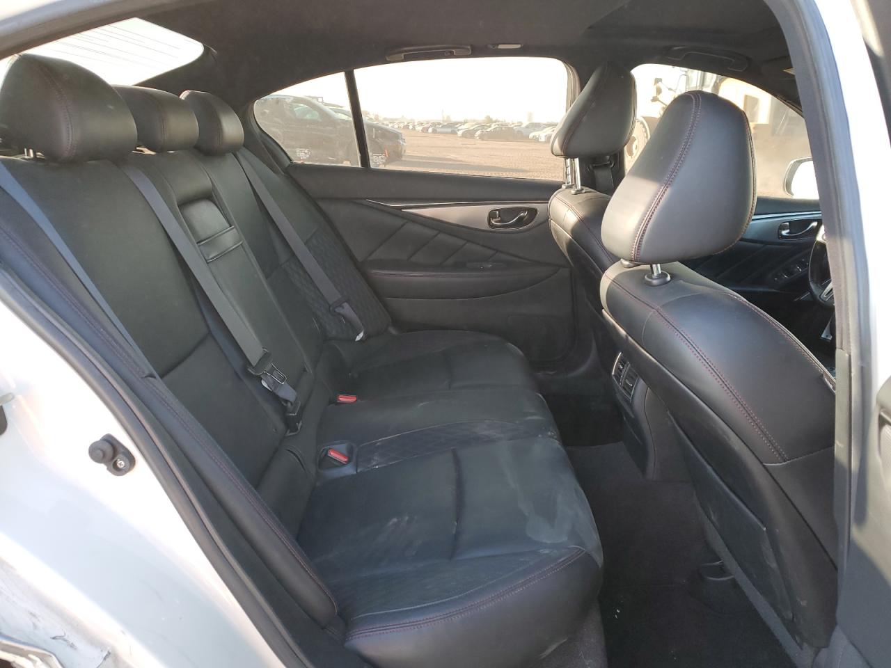 INFINITI Q50 RED SPORT 400