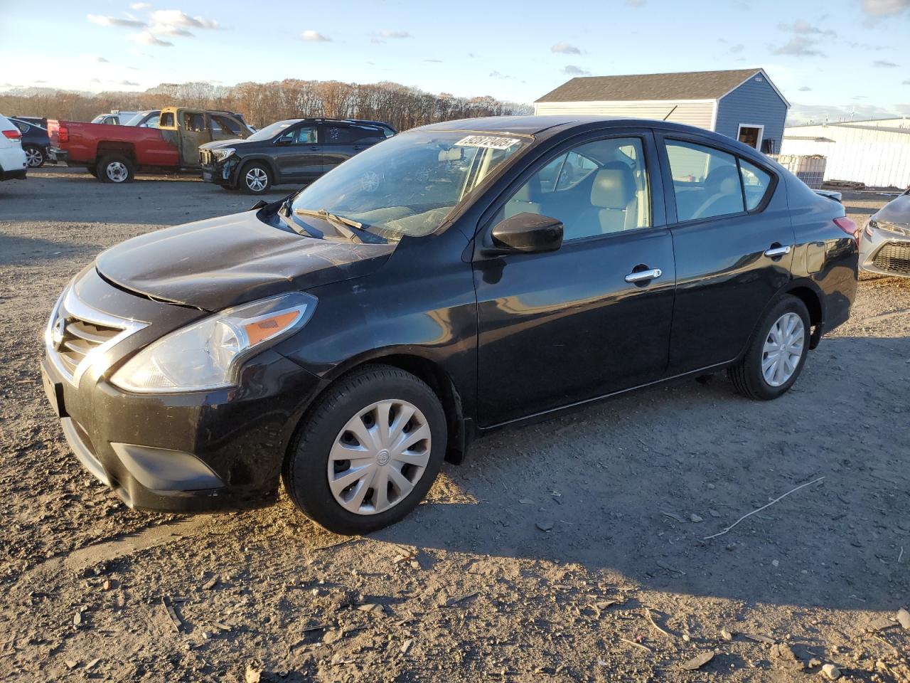 NISSAN VERSA S
