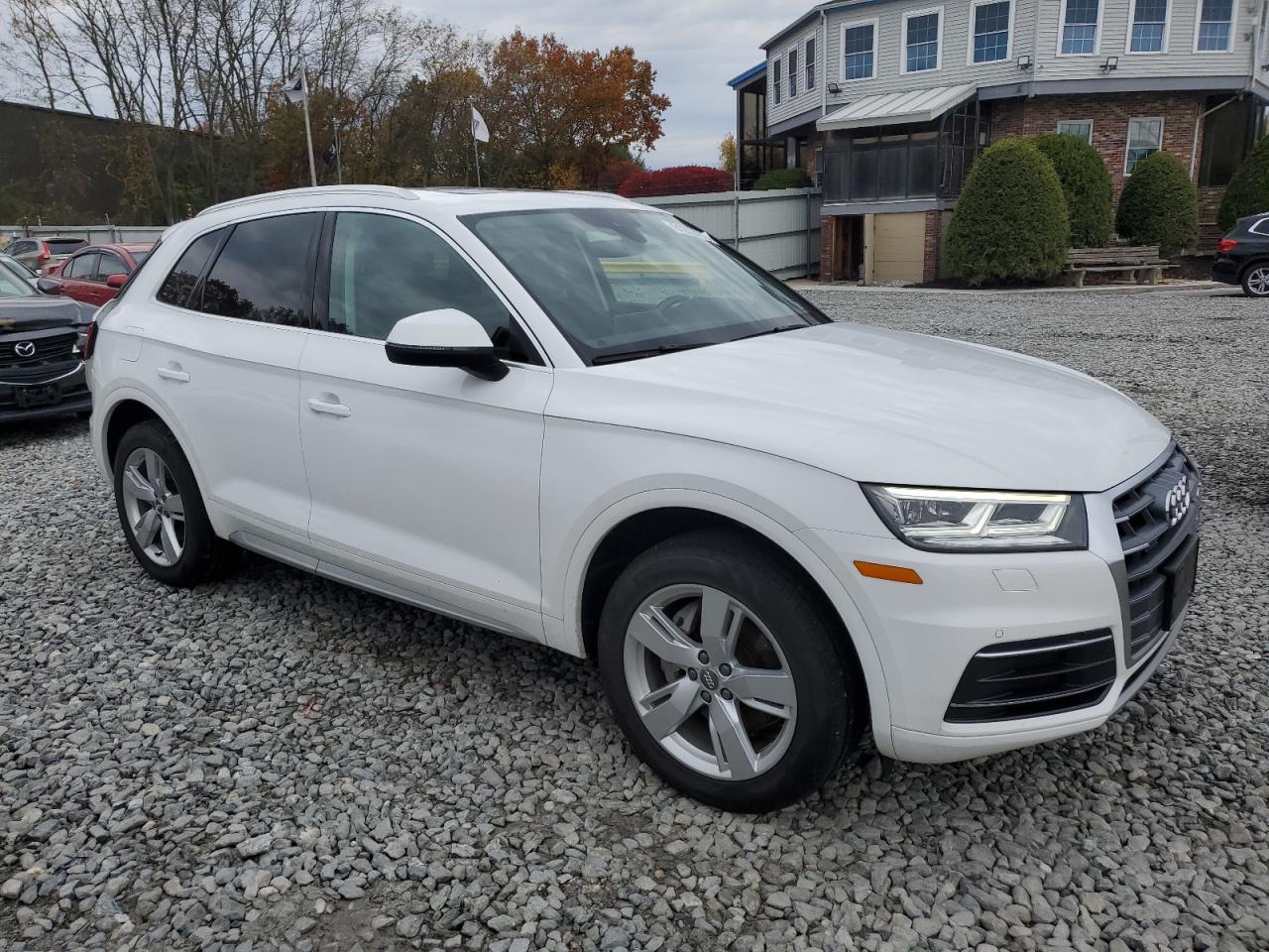 AUDI Q5 PREMIUM PLUS