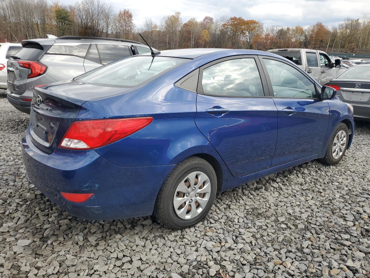 HYUNDAI ACCENT SE