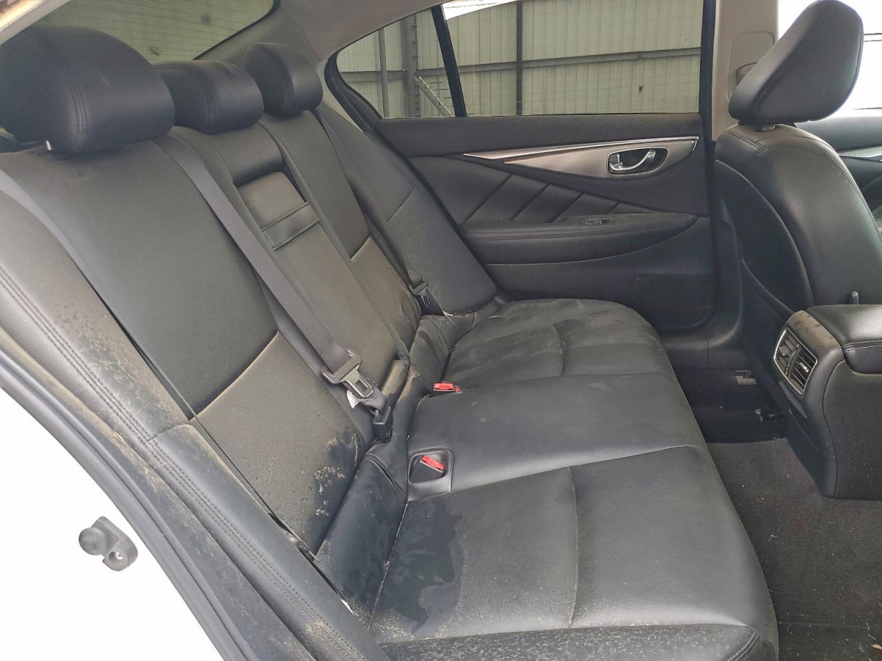 INFINITI Q50 PREMIUM