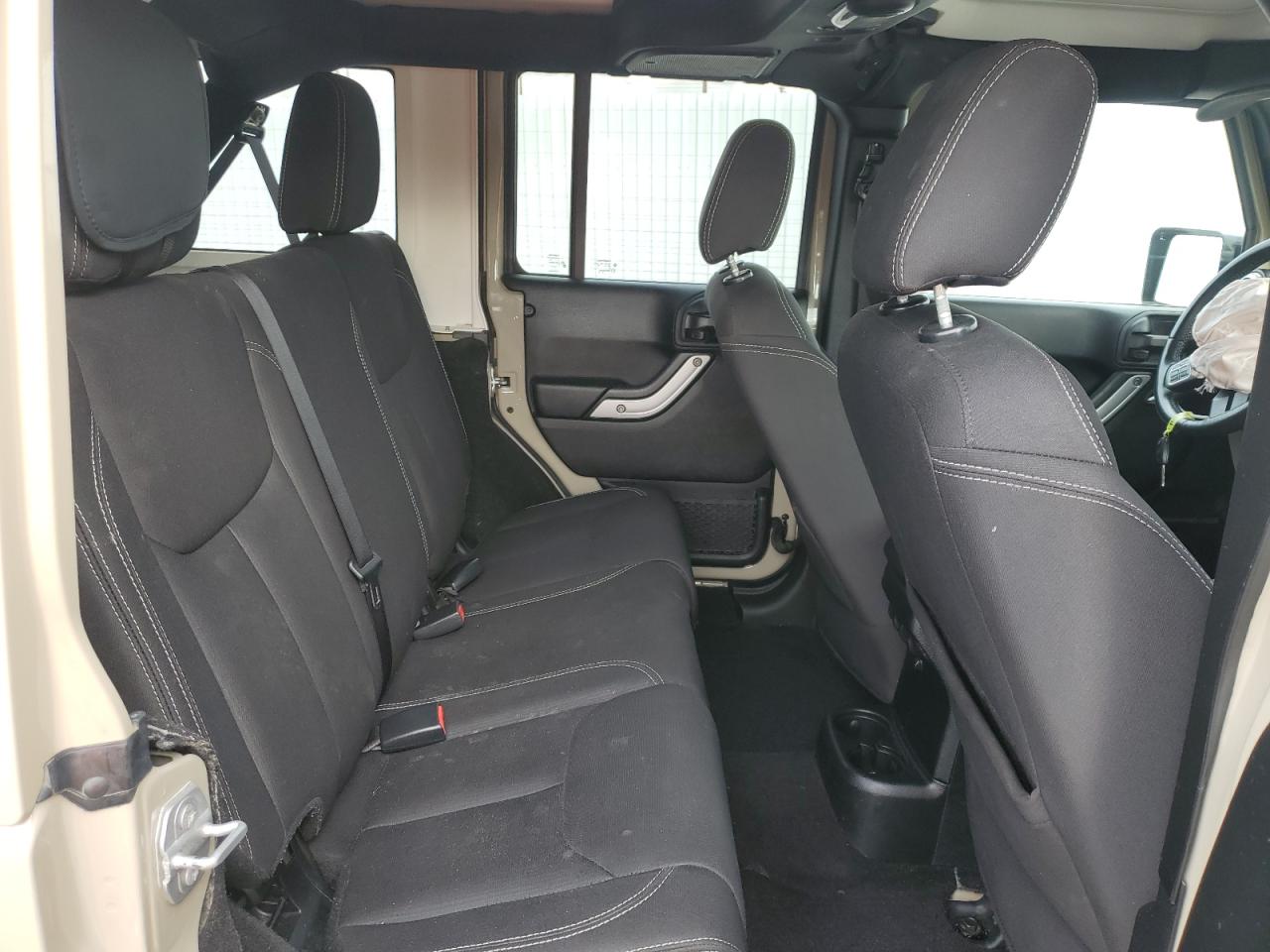 JEEP WRANGLER SAHARA