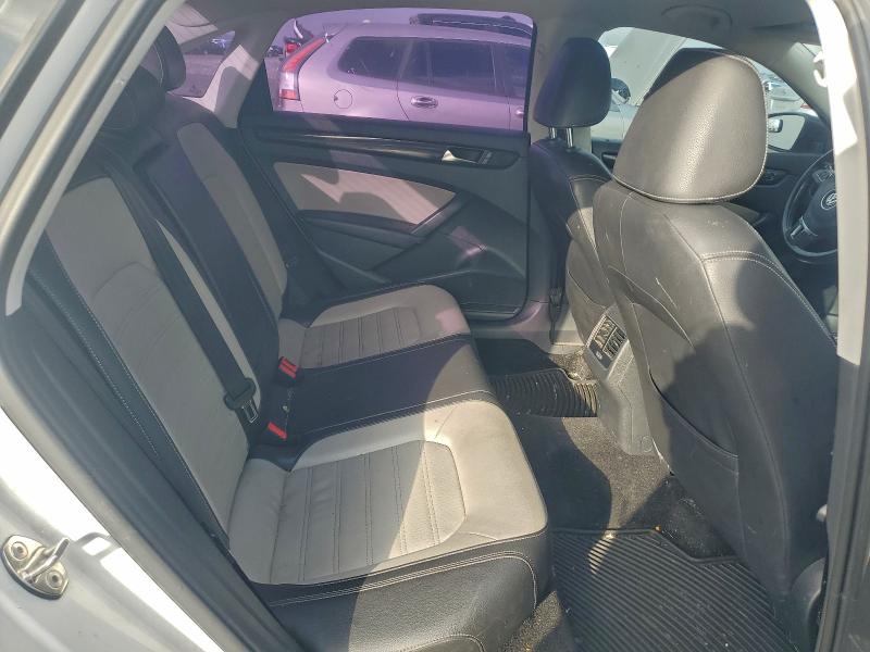 2015 VOLKSWAGEN PASSAT SE #3302687084