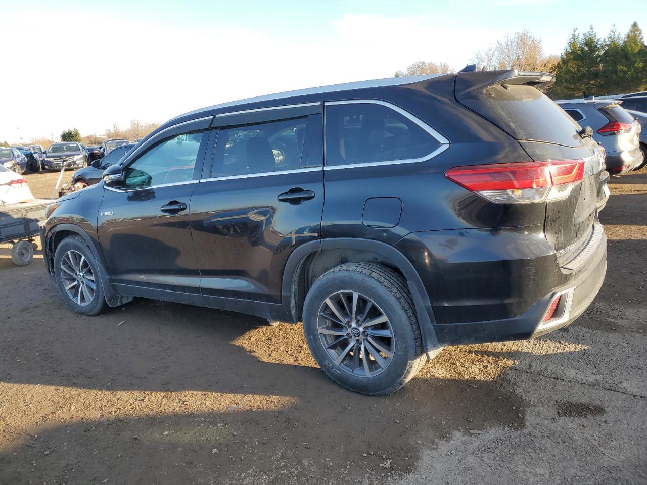 TOYOTA HIGHLANDER HYBRID