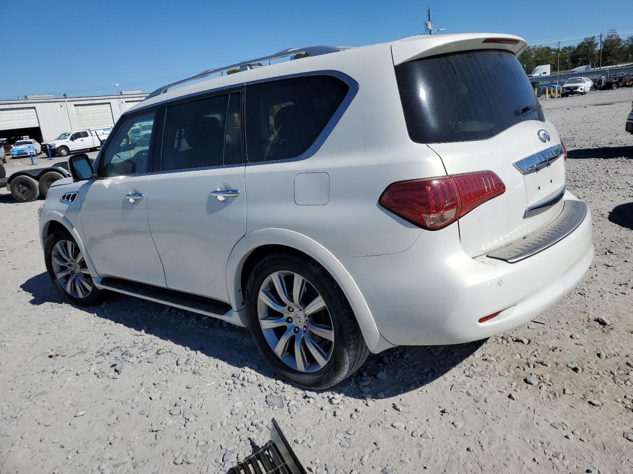 INFINITI QX56