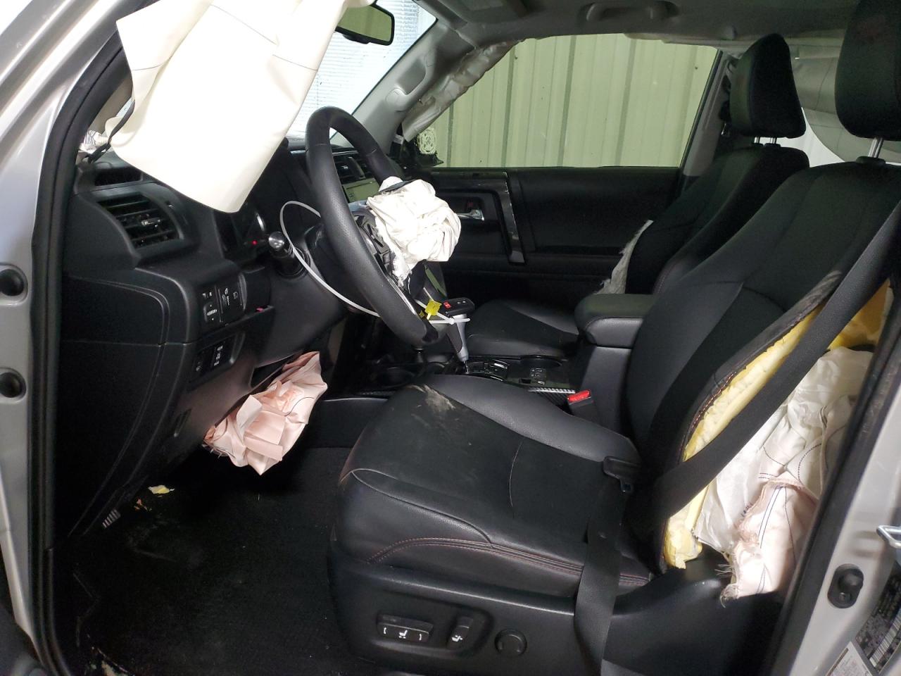 TOYOTA 4RUNNER SR5 PREMIUM