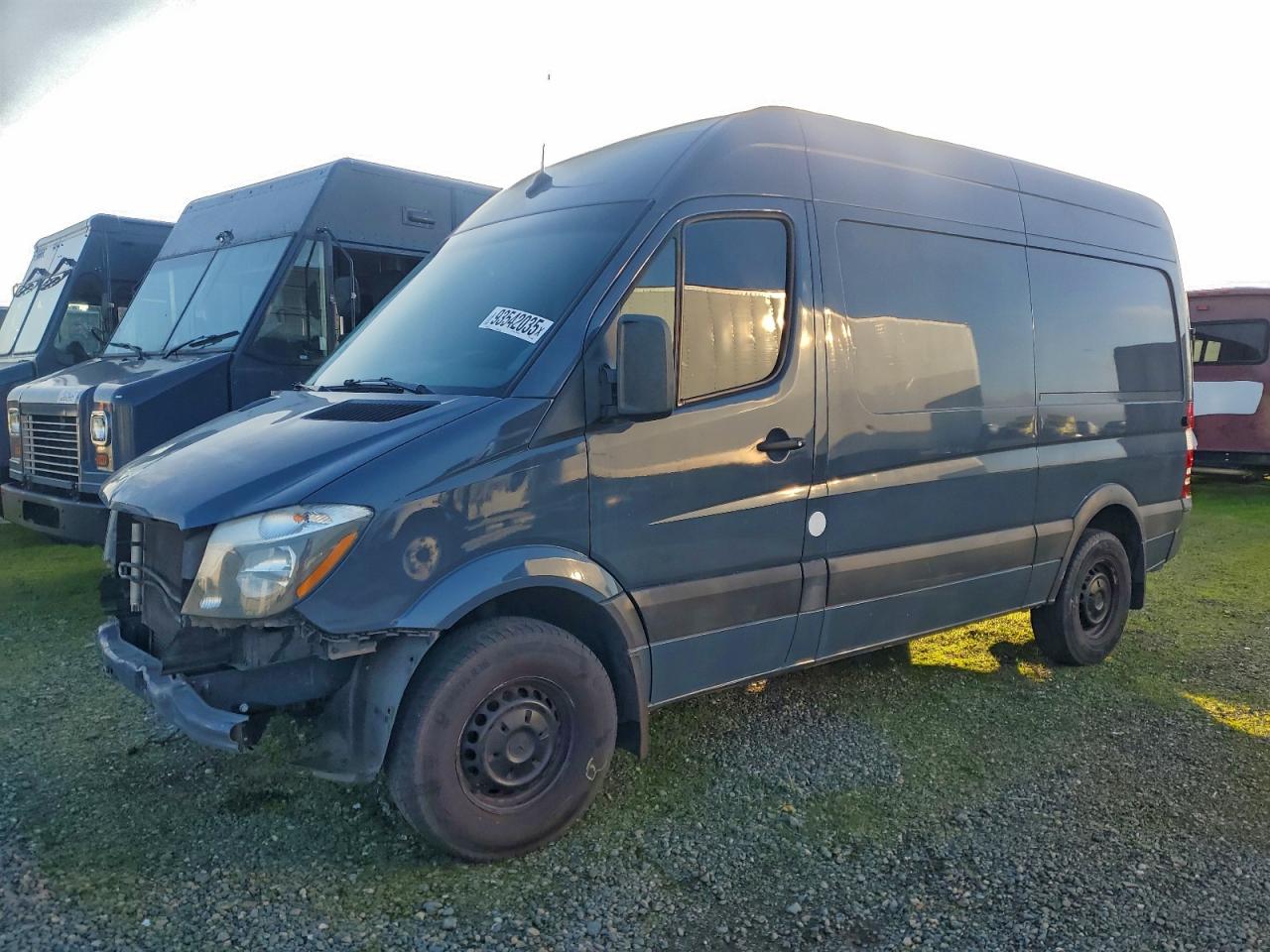 MERCEDES-BENZ SPRINTER 2500