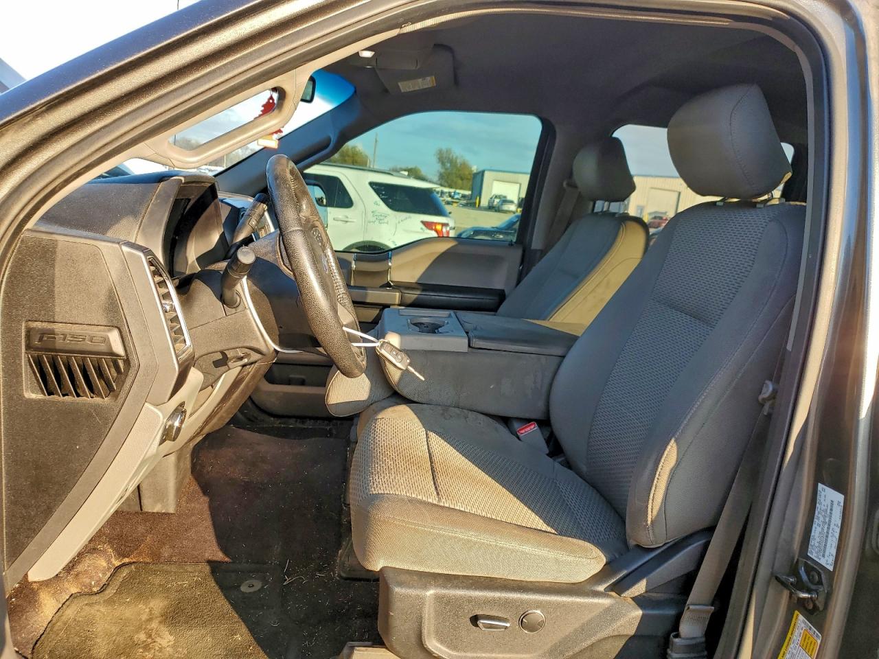 FORD F-150 SUPERCREW