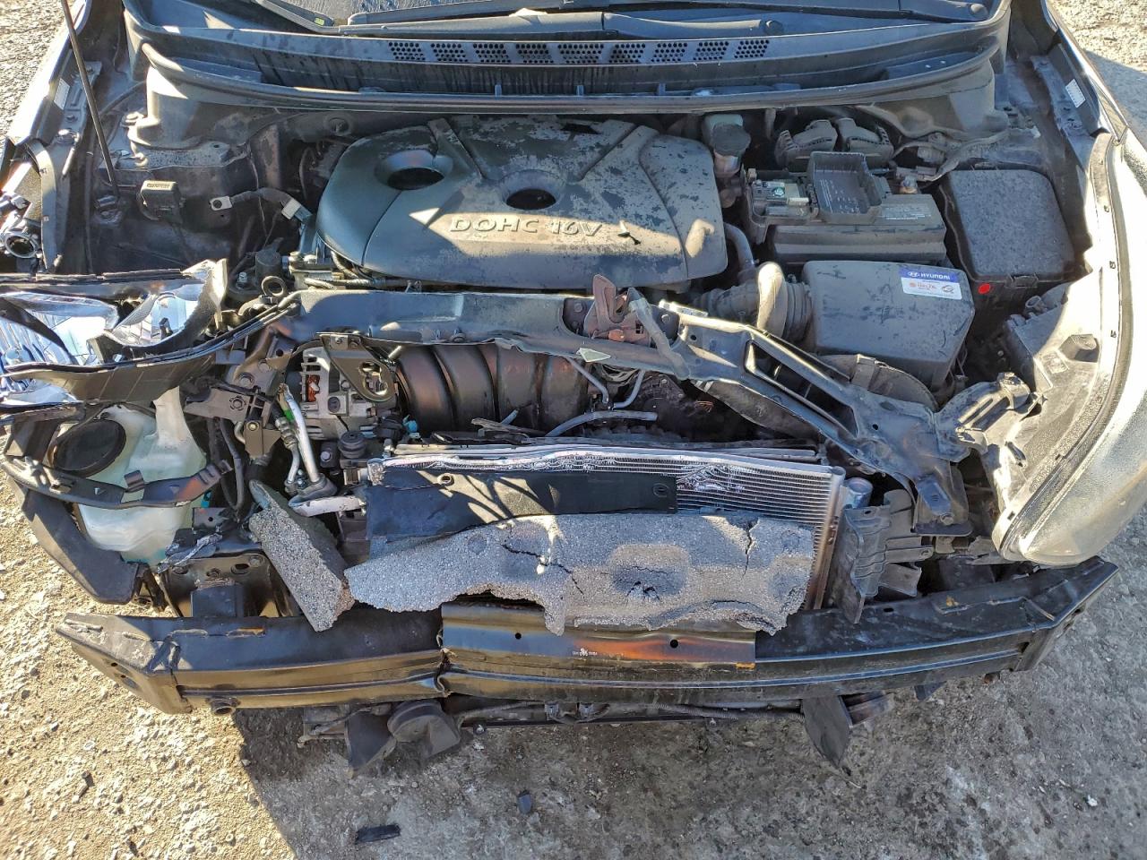 Lot #3317069992 2015 HYUNDAI ELANTRA SE