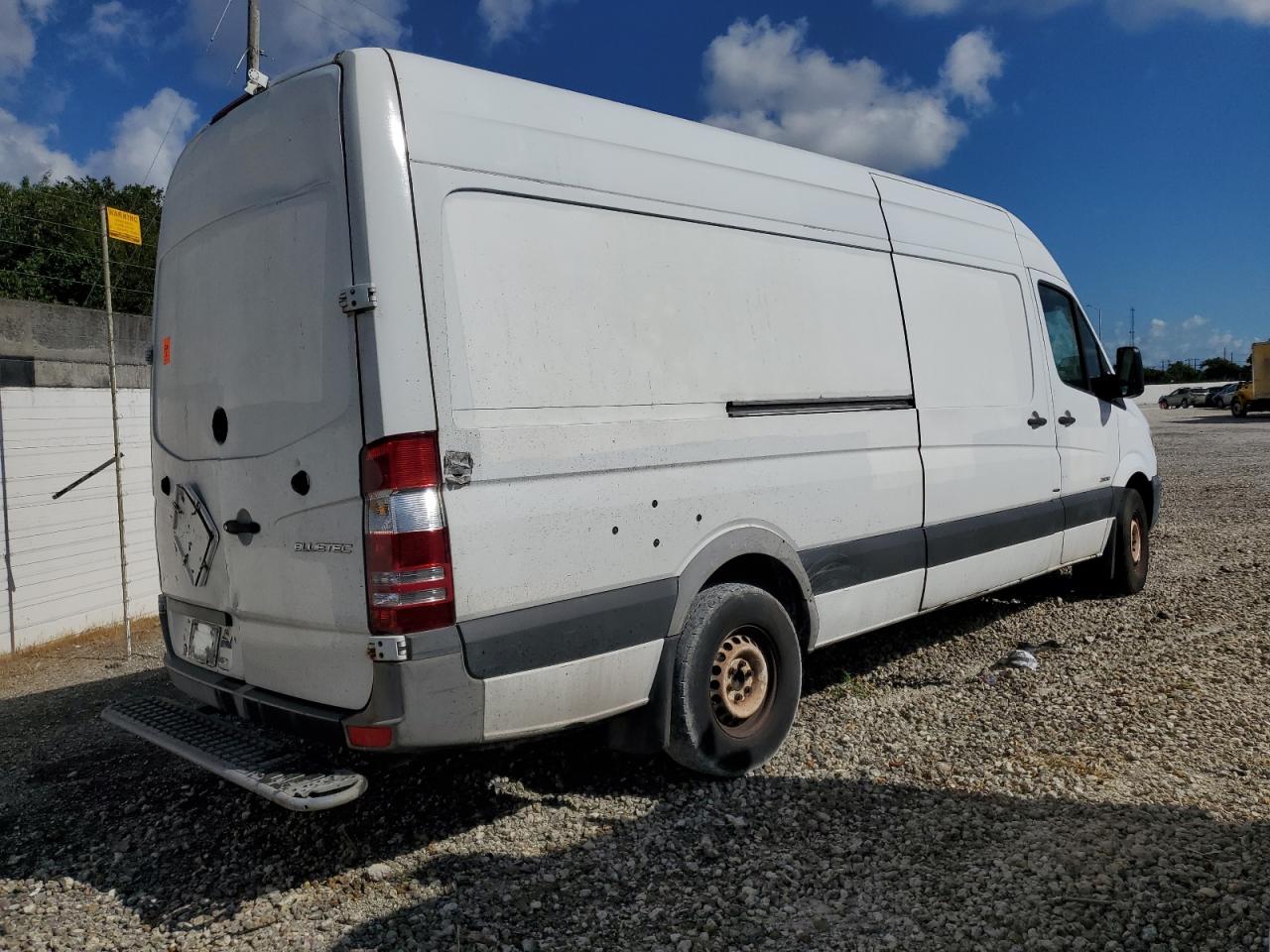 MERCEDES-BENZ SPRINTER 2500