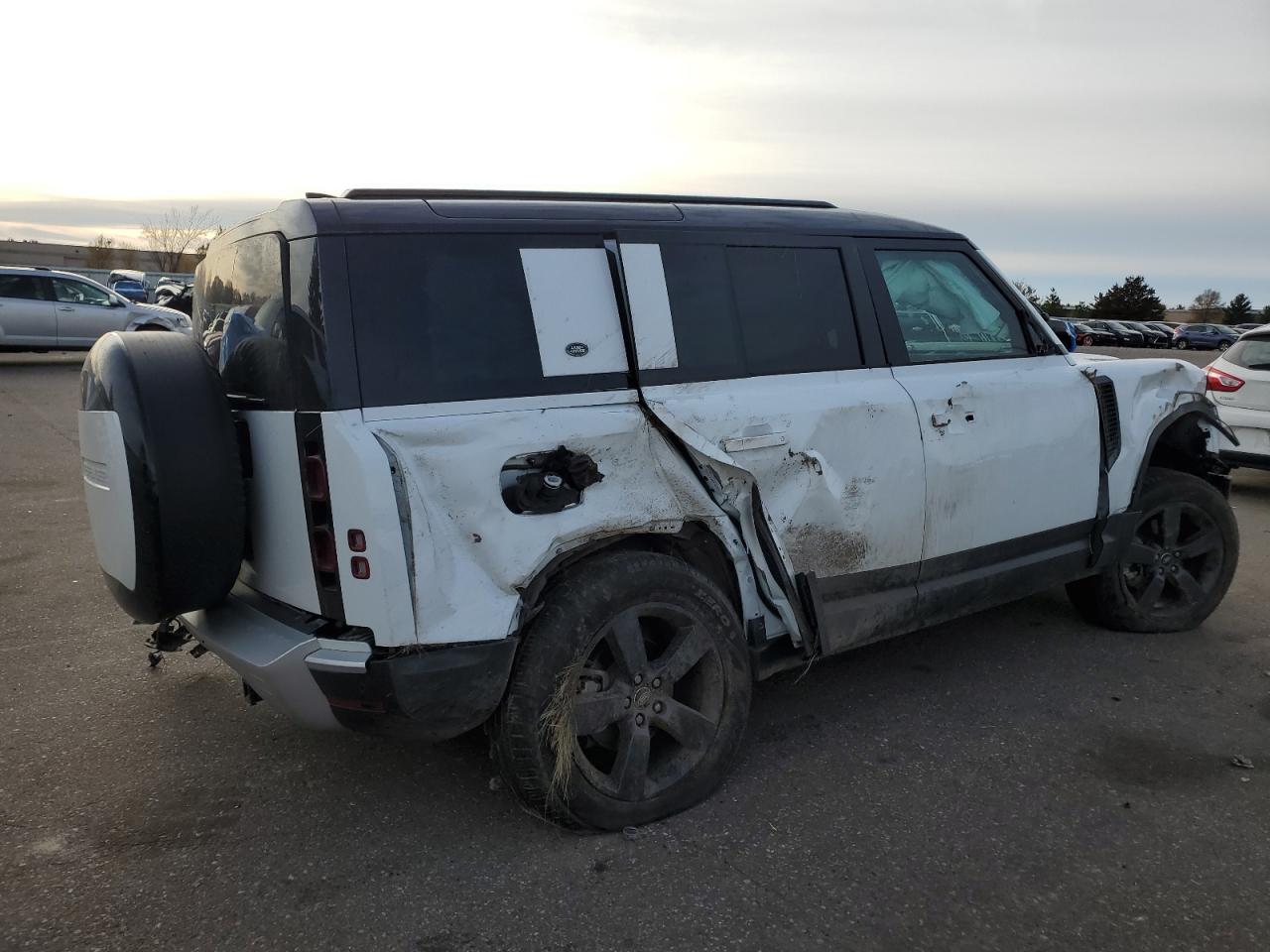 Lot #3312629173 2024 LAND ROVER DEFENDER 1