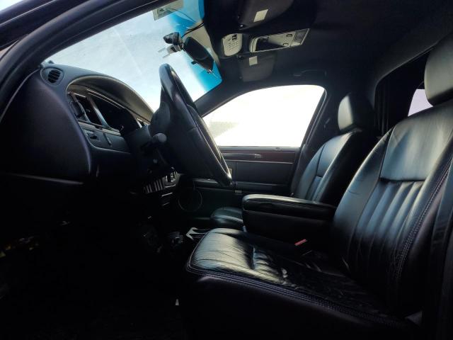 2004 LINCOLN TOWN CAR E #3297272378