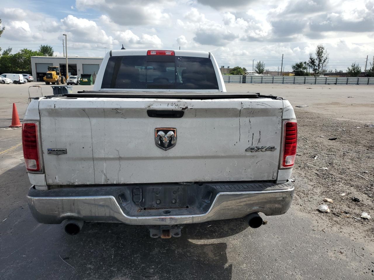 Lot #3305362303 2015 RAM 1500 LARAM