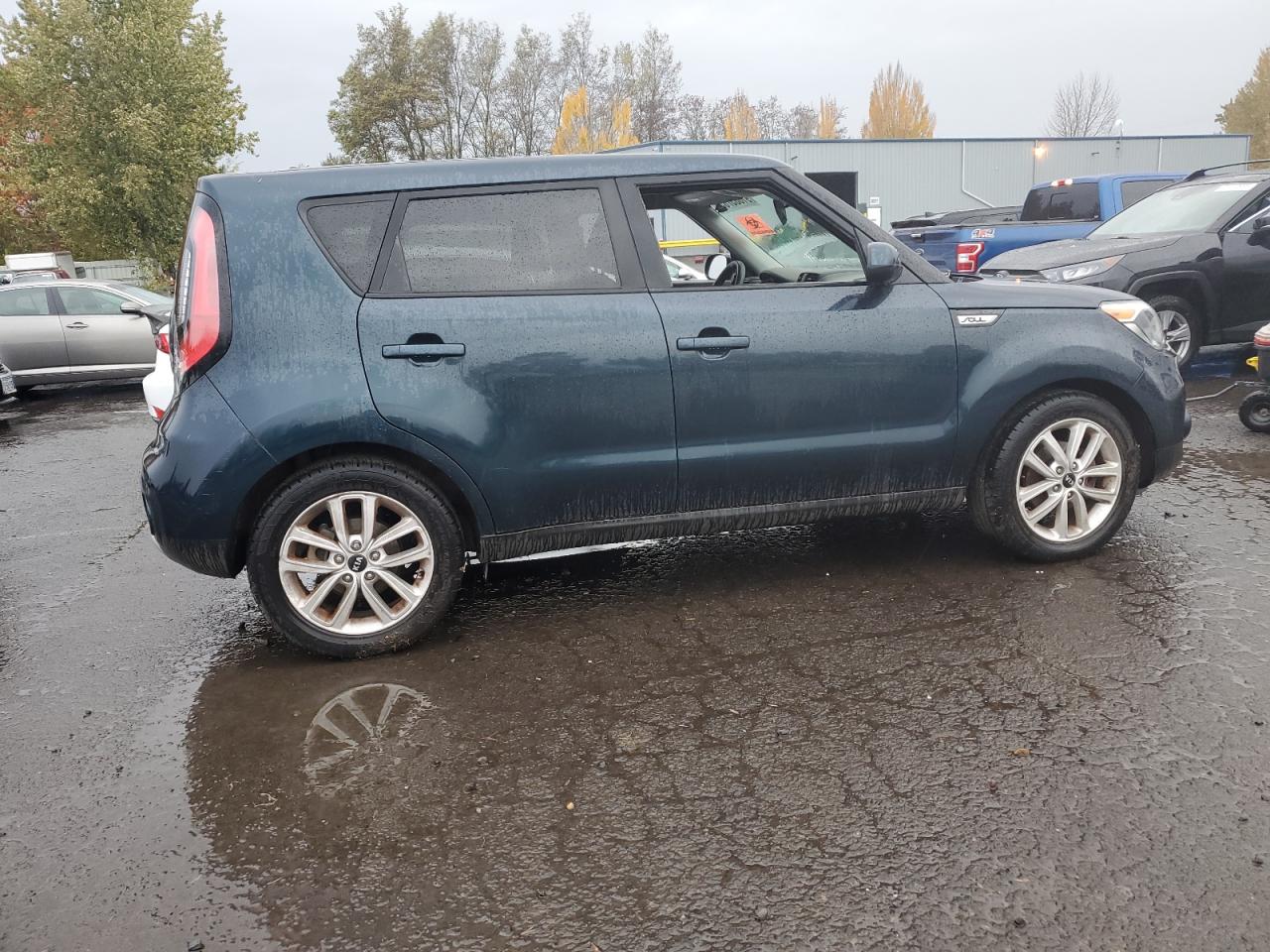KIA SOUL +