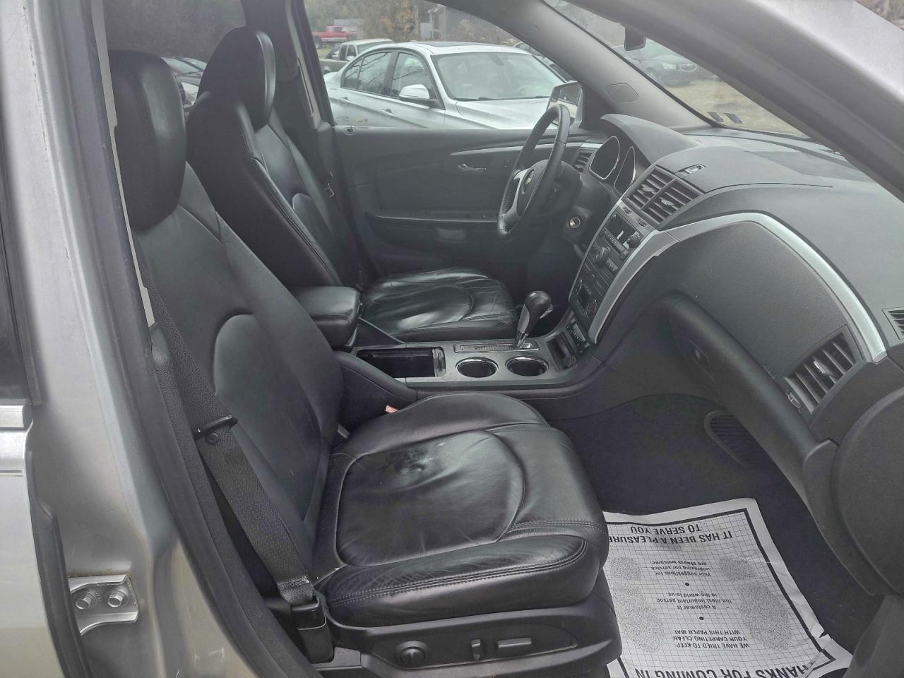 CHEVROLET TRAVERSE LT