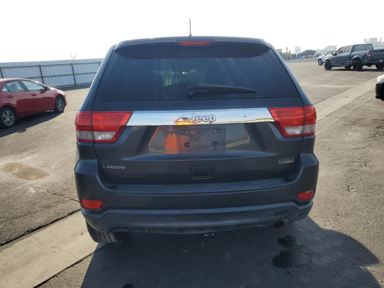 JEEP GRAND CHEROKEE LAREDO