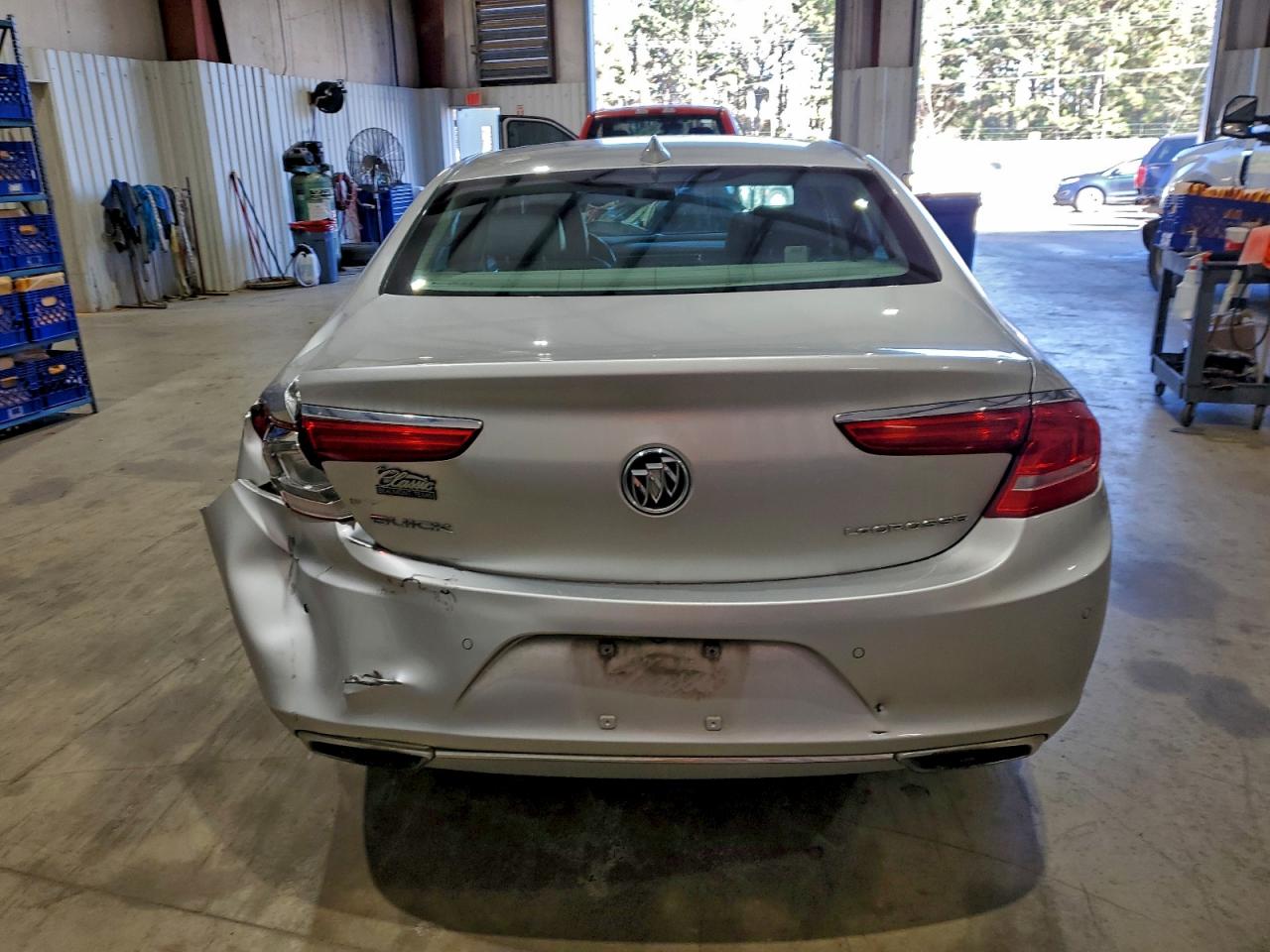 BUICK LACROSSE PREMIUM