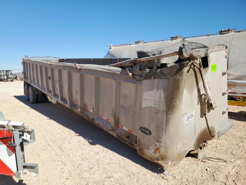 Global Auto Auctions: 2001 TRAIL STAR UNKNOWN